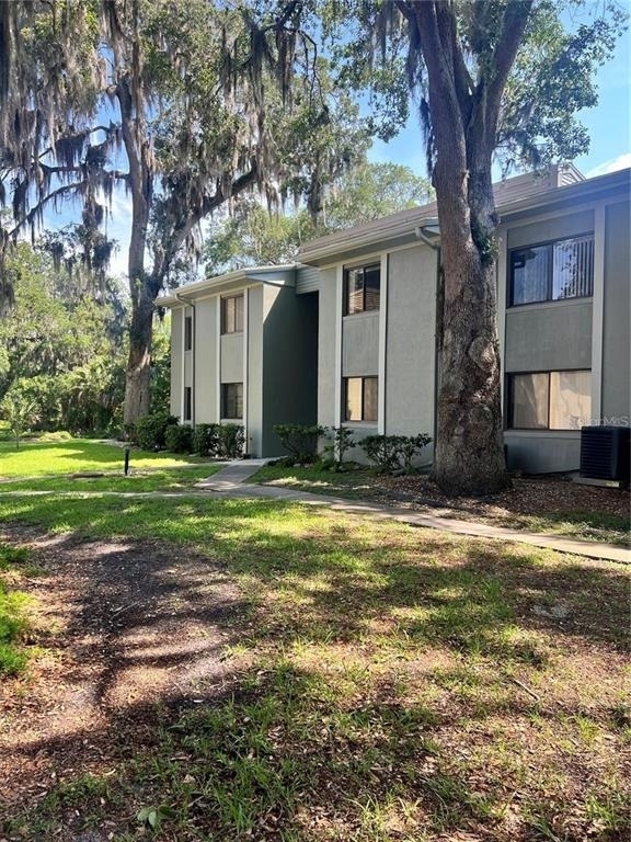 310 Palm Coast Parkway Ne - Photo 0