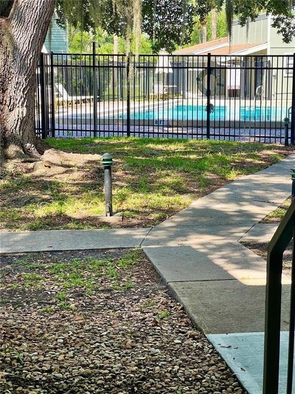 310 Palm Coast Parkway Ne - Photo 1