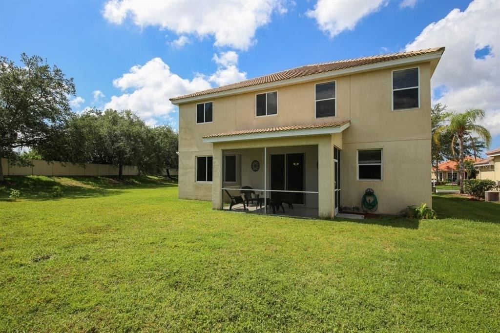 6945 74th Street Circle E - Photo 10