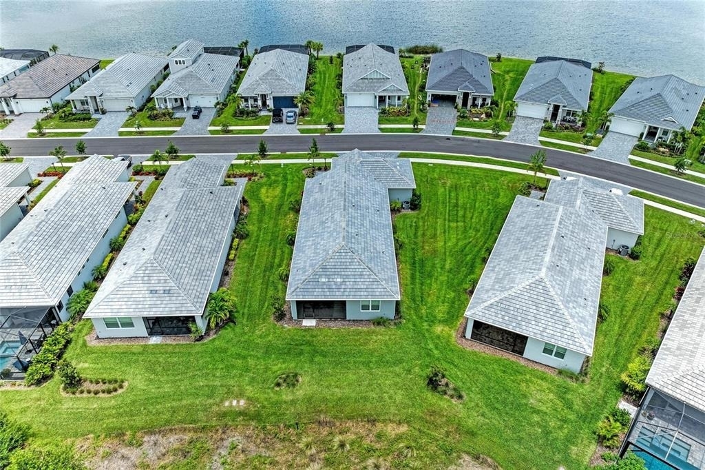 1047 Waterline Court - Photo 43
