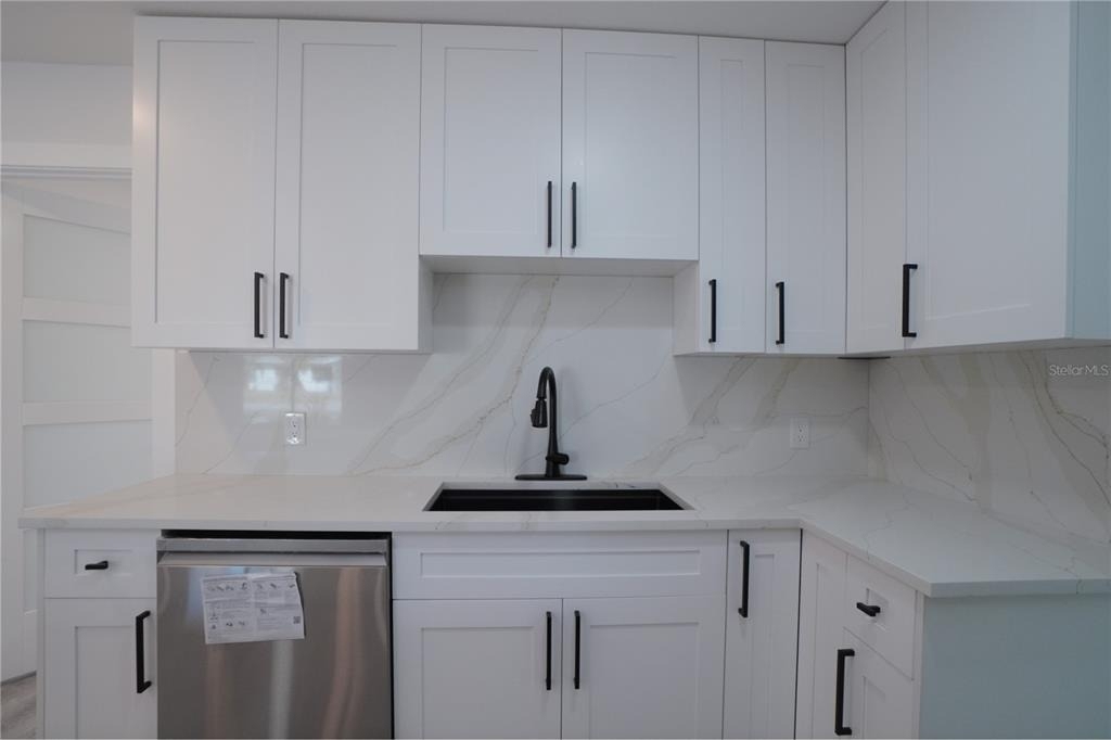 1461 Royal Road - Photo 19