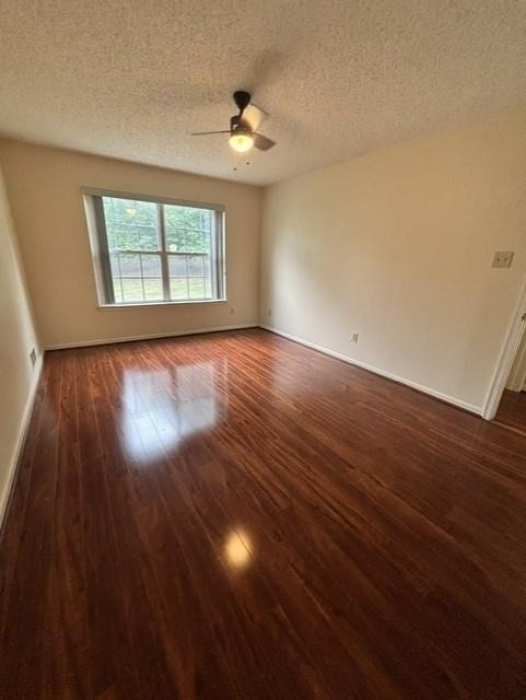 1943 Willings Lane - Photo 6