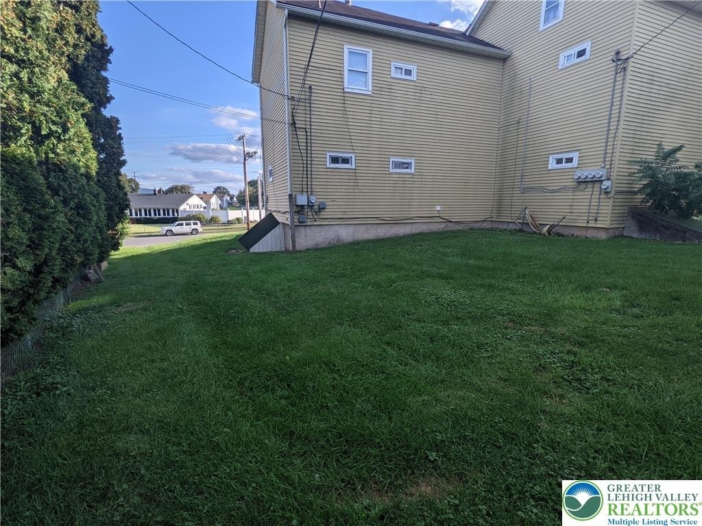 1627 Jill Street - Photo 13