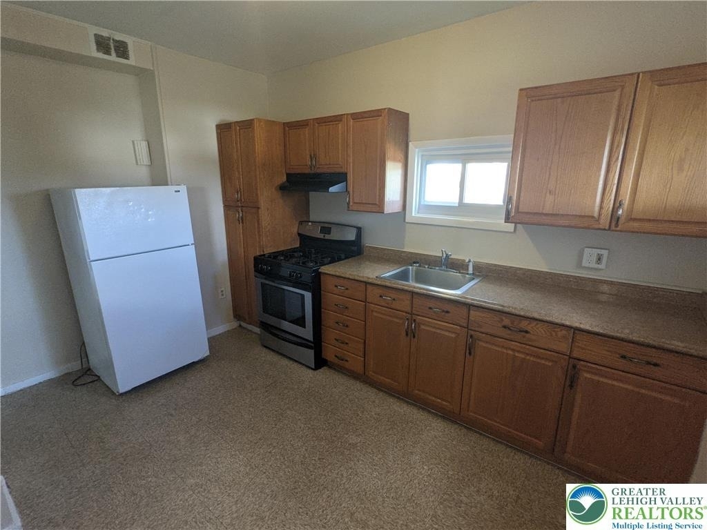 1627 Jill Street - Photo 4