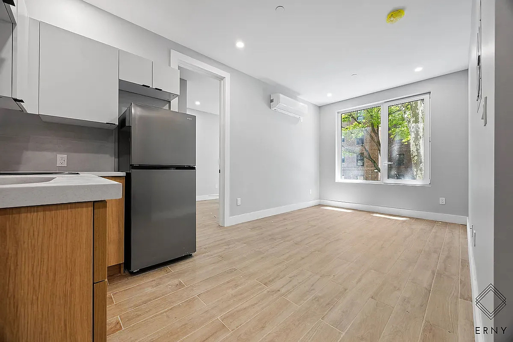 809 Midwood Street - Photo 1