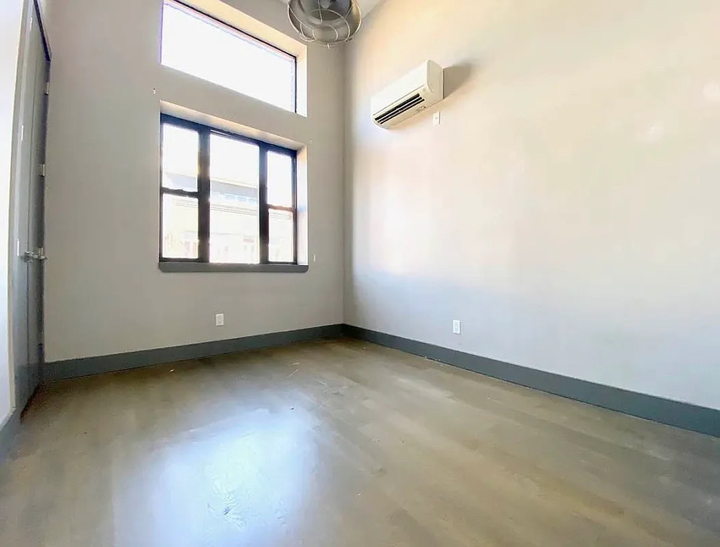 1820 Palmetto Street - Photo 1