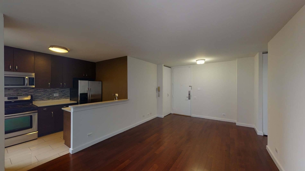 401 E 34th St - Photo 2