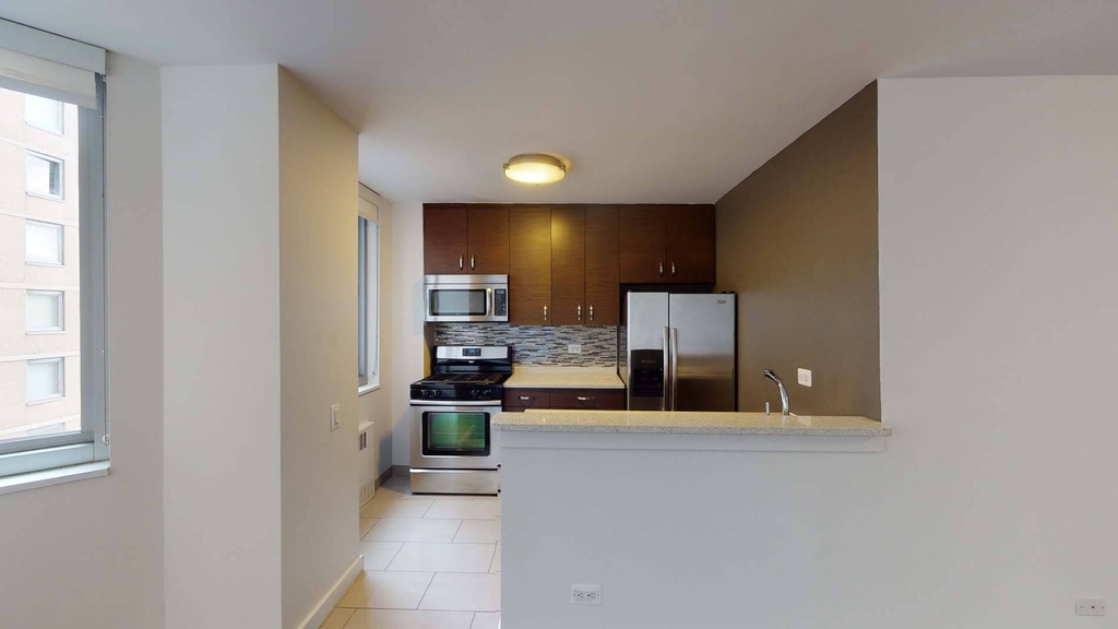 401 E 34th St - Photo 3