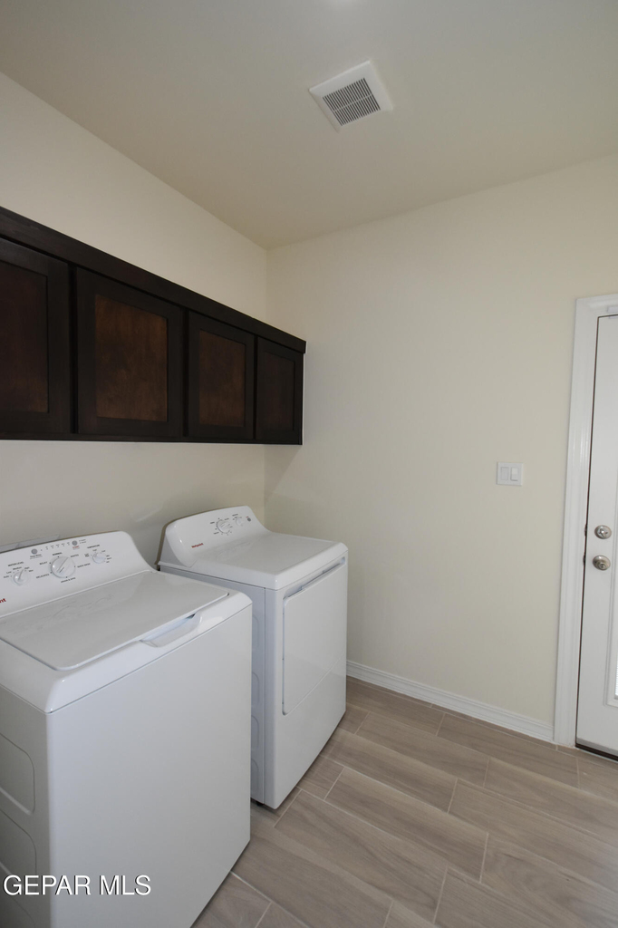 902 Bromyard Drive - Photo 8