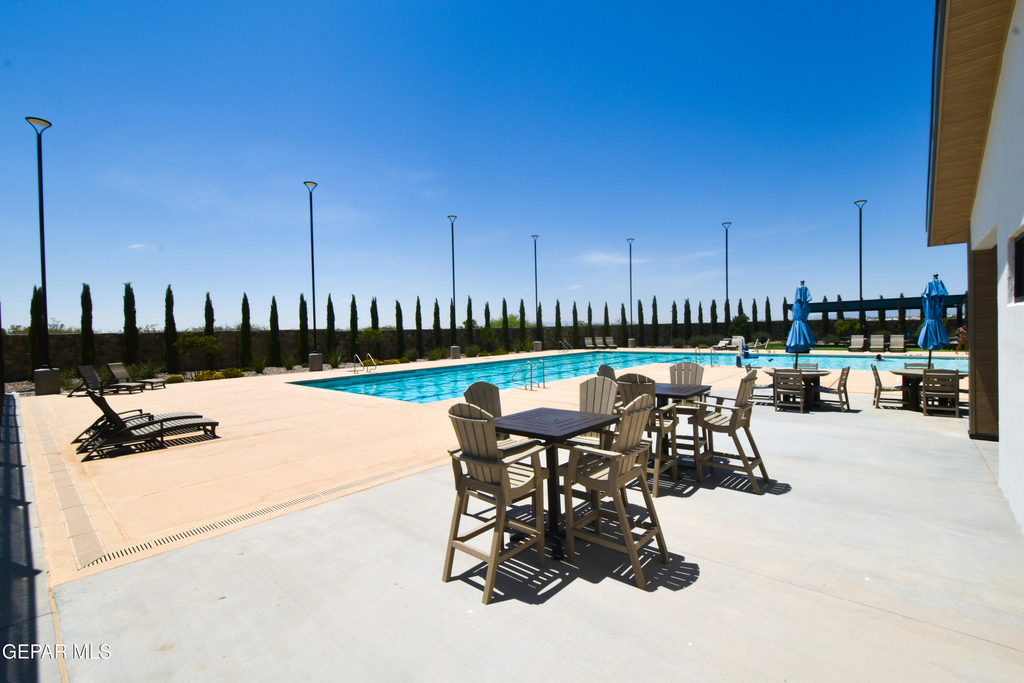902 Bromyard Drive - Photo 43