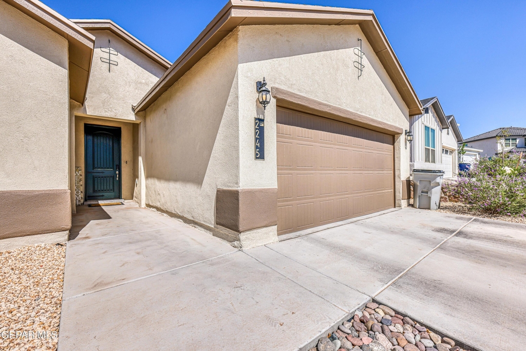 2245 Small Mountain Place - Photo 16