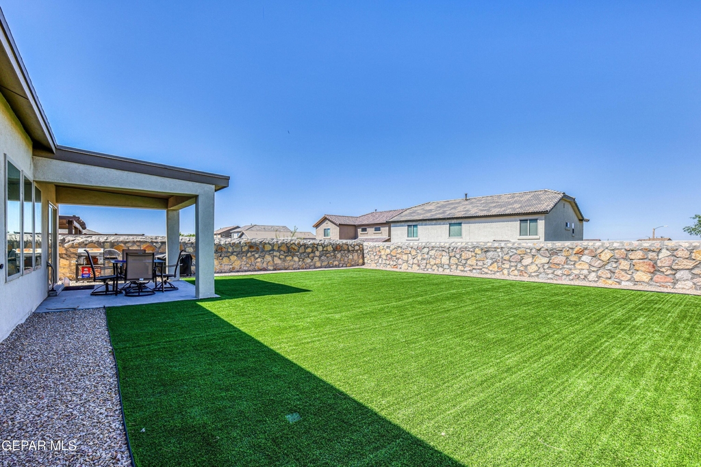 2245 Small Mountain Place - Photo 22