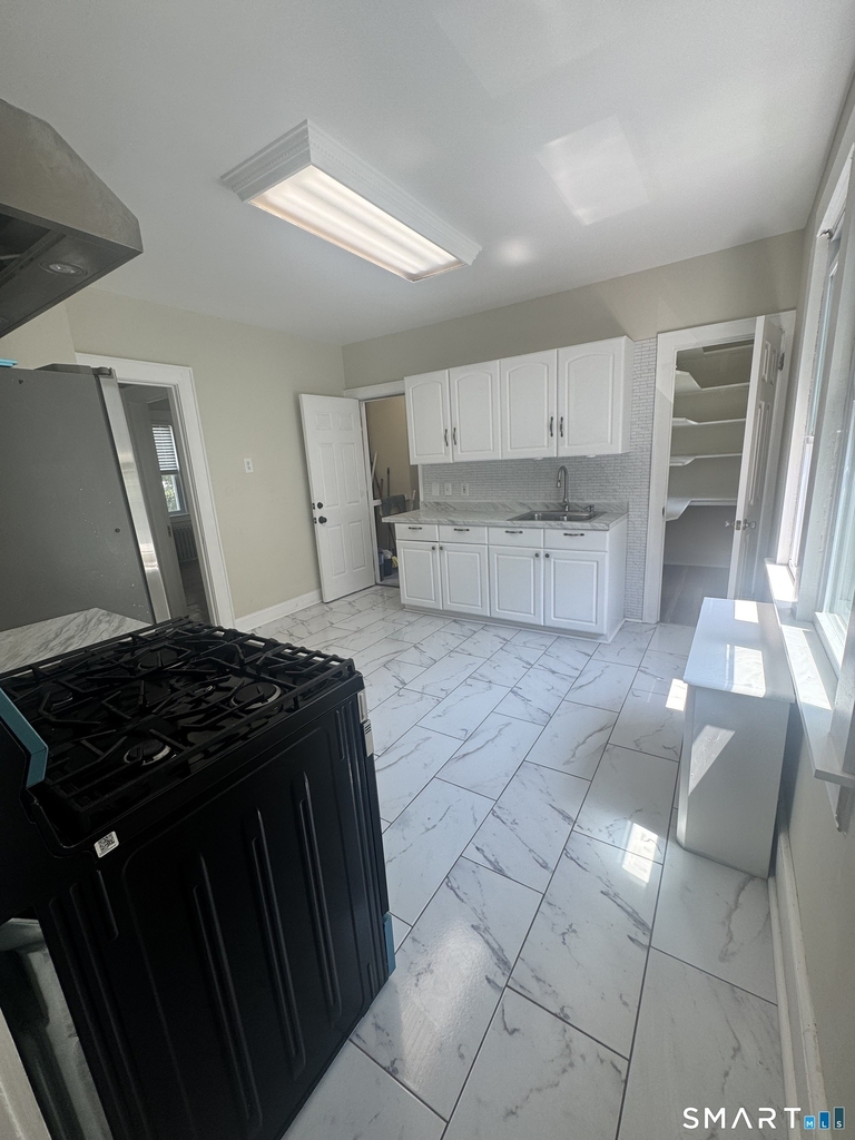 744 Park Street - Photo 7