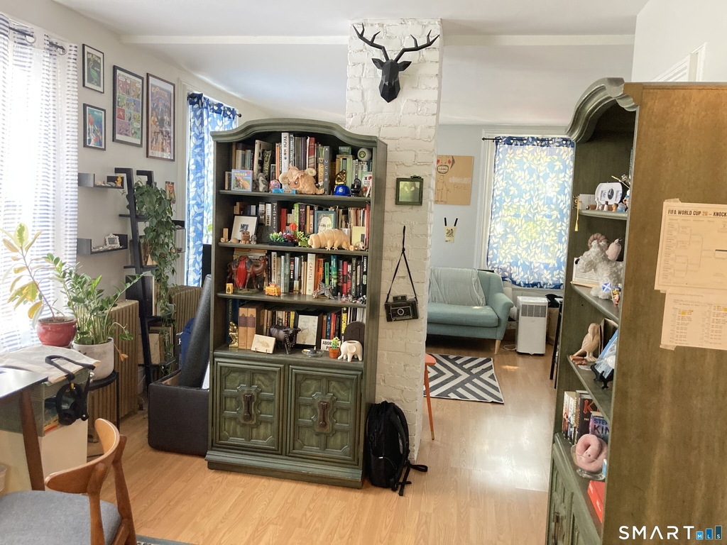 102 Mansfield Street - Photo 3