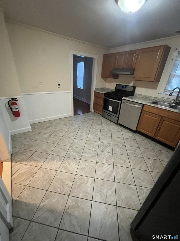 35 Pine Street - Photo 2