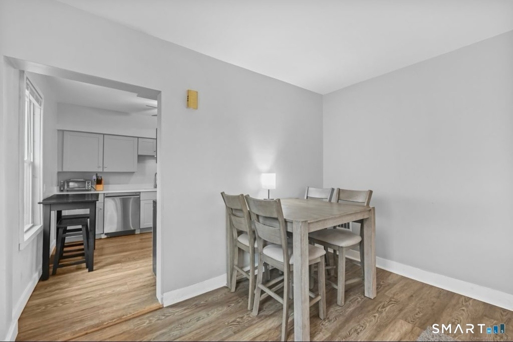 115 Harborview Avenue - Photo 2