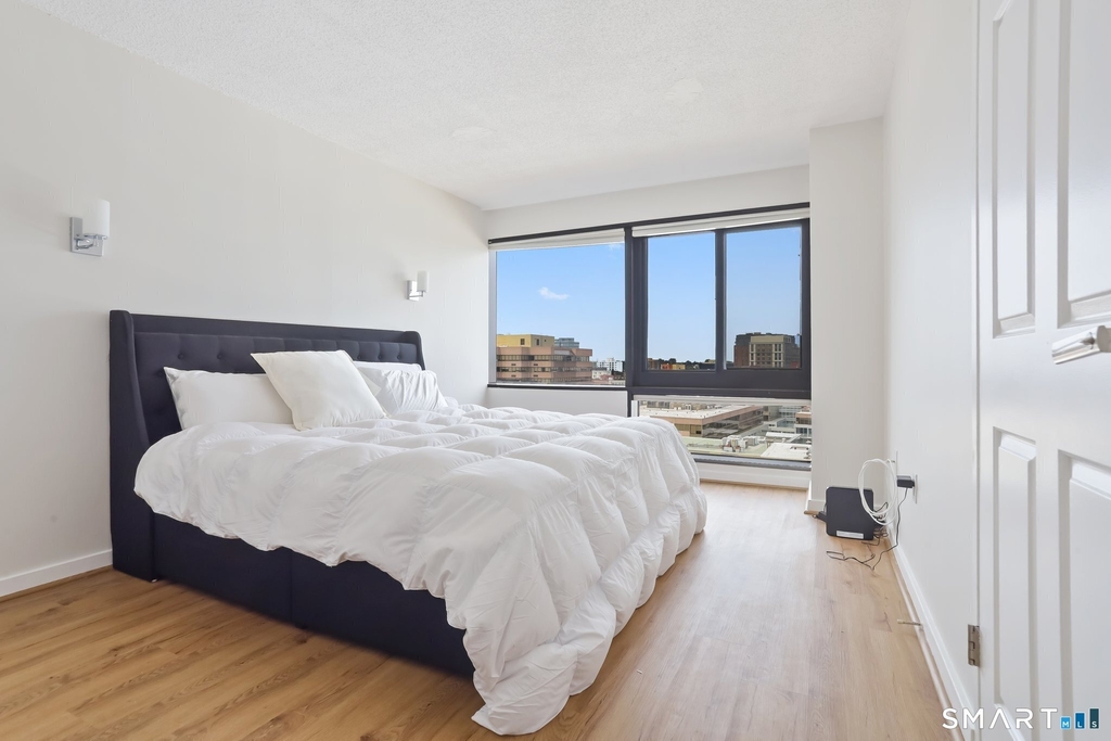 127 Greyrock Place - Photo 4
