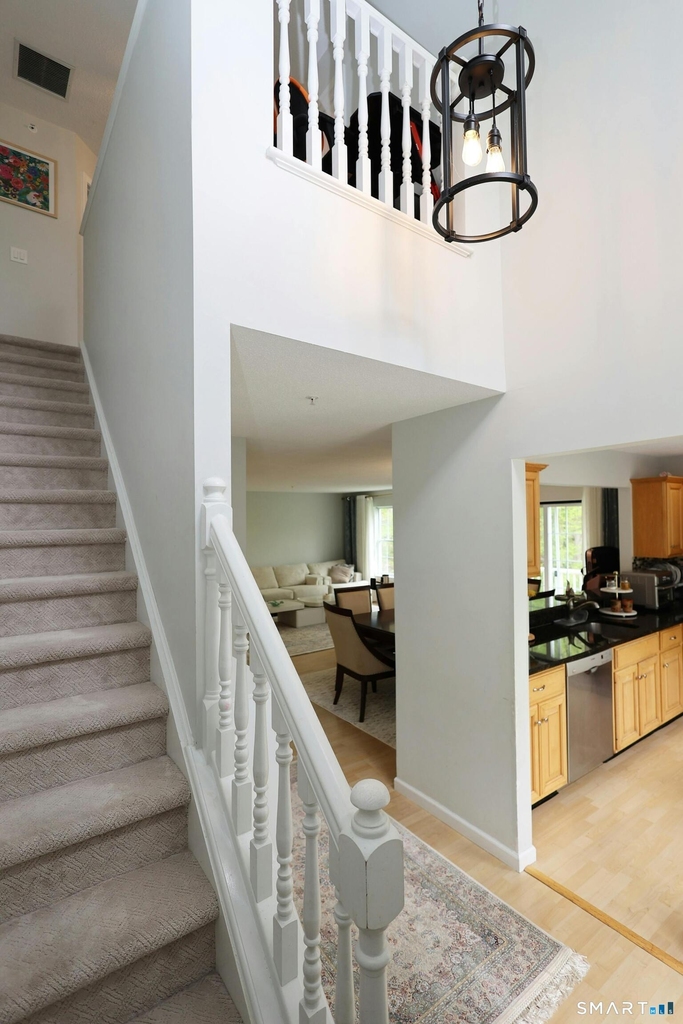 633 Danbury Road - Photo 23
