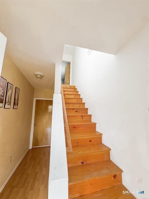 174 Jordan Avenue - Photo 2