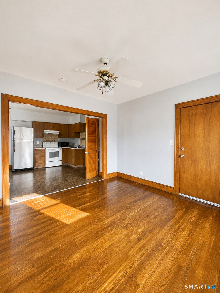 1048 Broad Street - Photo 3
