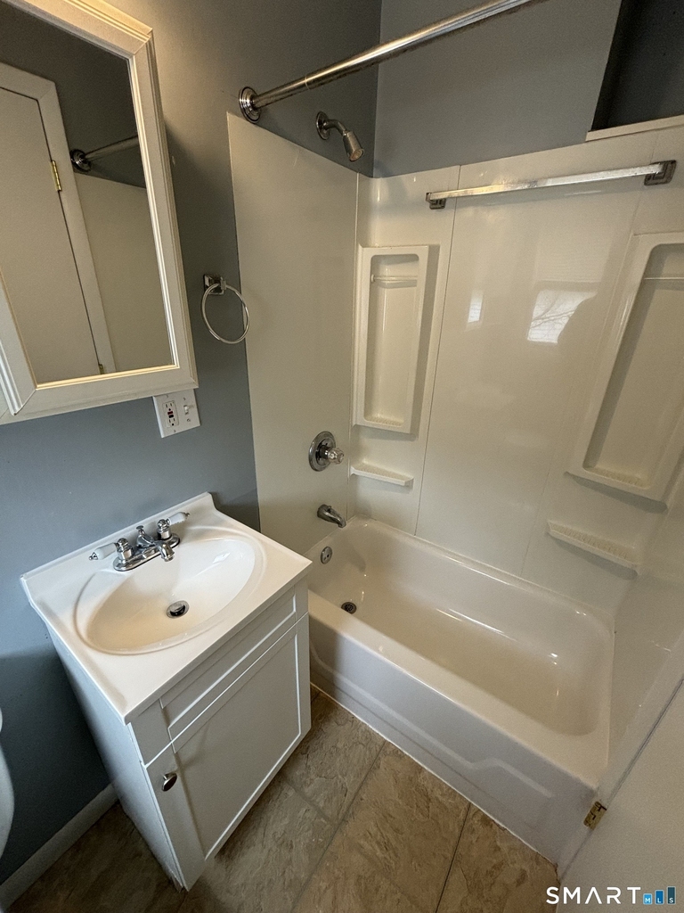 11 Roberts Street - Photo 5