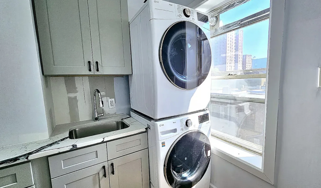 183 South 8th Street - Photo 3