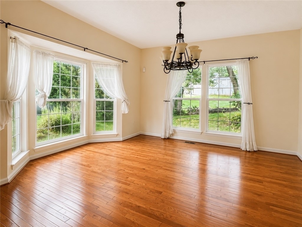 1619 Norman Dr - Photo 9