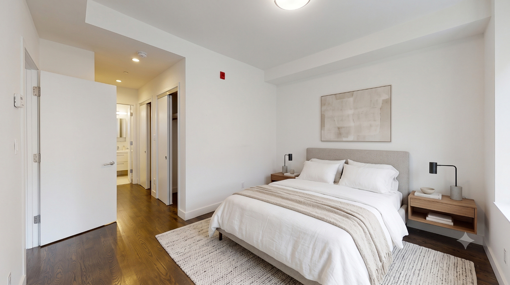 666 West End Avenue - Photo 5