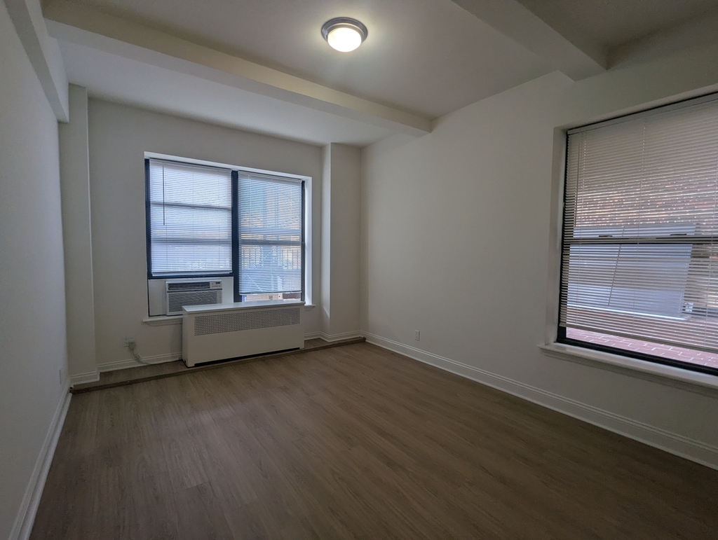 41 West 86th Street - Photo 3