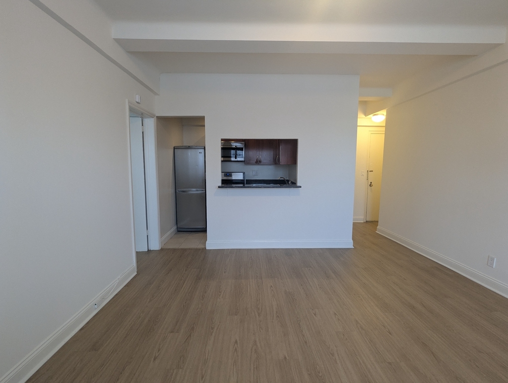 41 West 86th Street - Photo 1