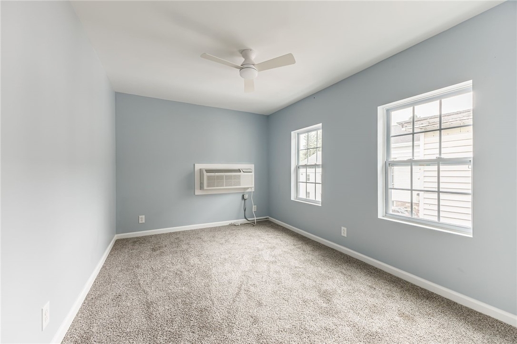 27 W Main (apt 3) Street - Photo 9