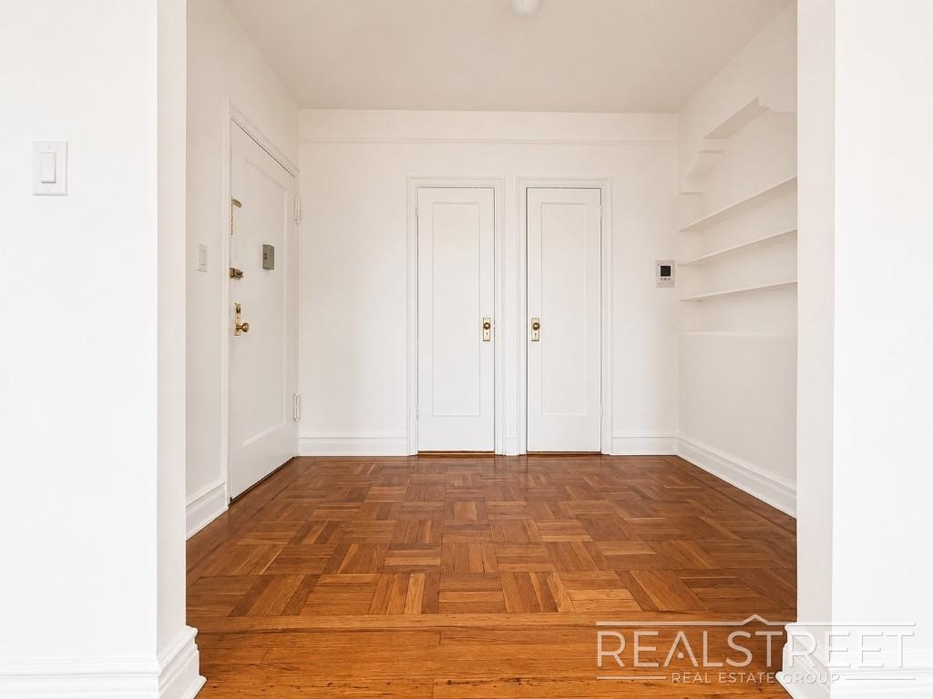 2302 85th Street - Photo 2
