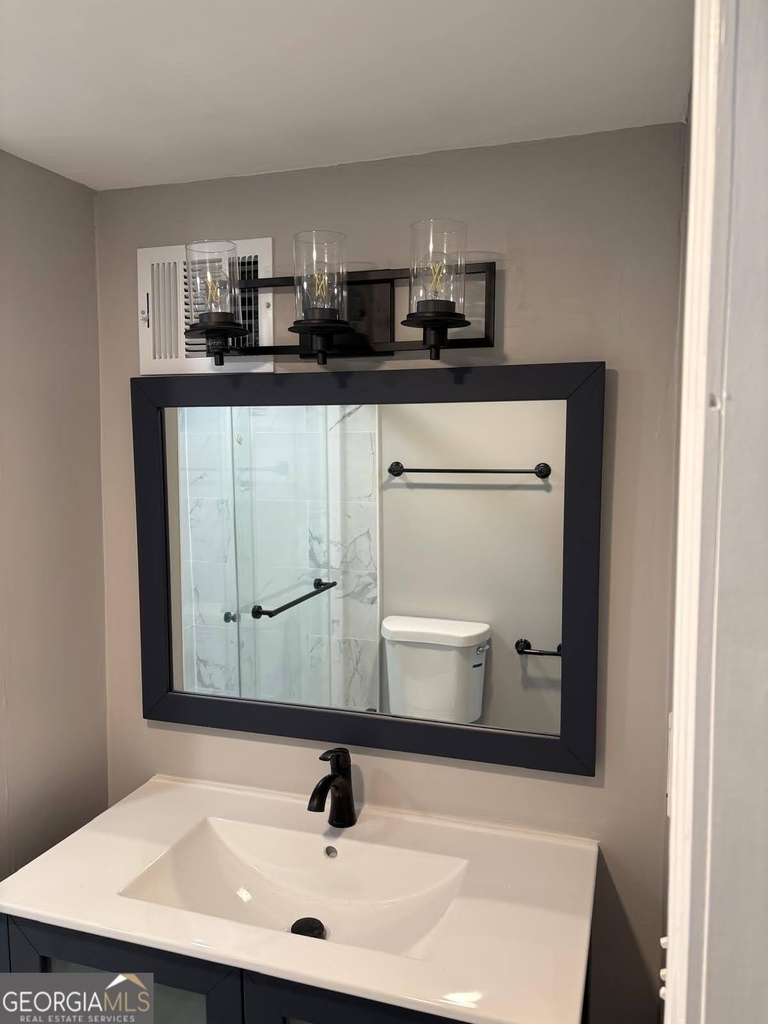 233 Kinsey Court Ne - Photo 4