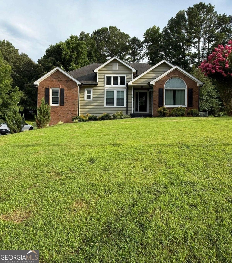 154 Camden Woods Drive - Photo 8