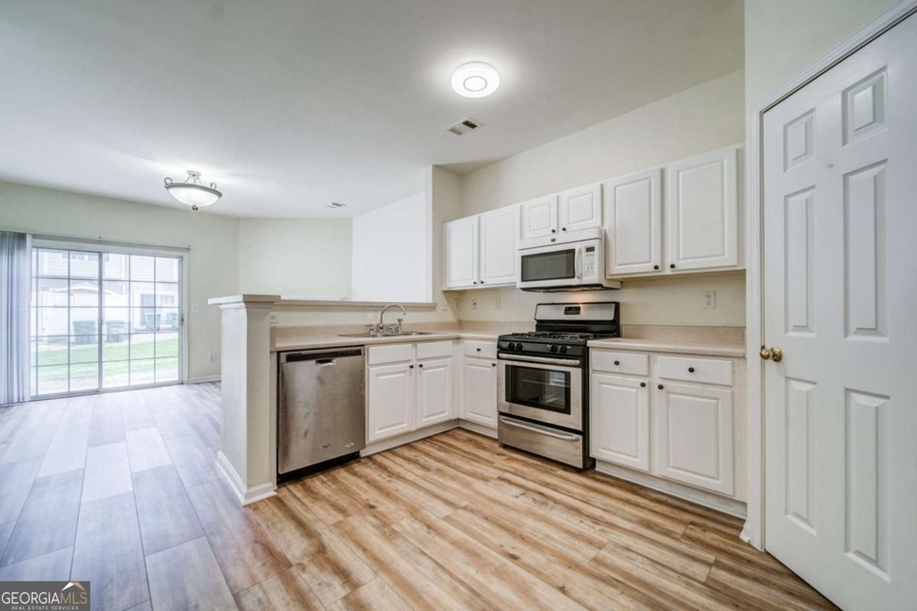 3285 Hidden Cove Circle - Photo 14