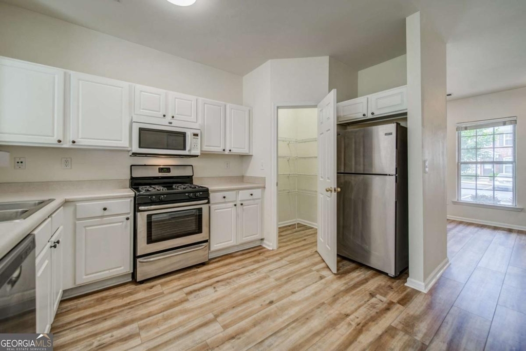 3285 Hidden Cove Circle - Photo 8