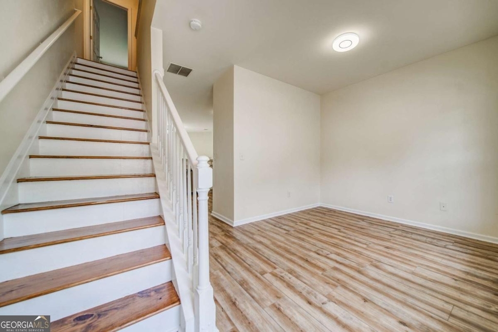 3285 Hidden Cove Circle - Photo 2
