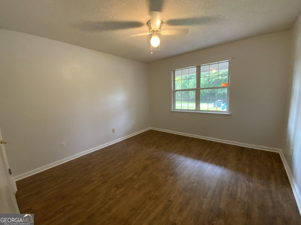 404 Marvin Avenue - Photo 9