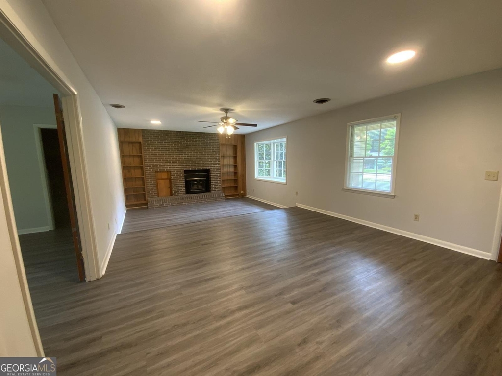 404 Marvin Avenue - Photo 2