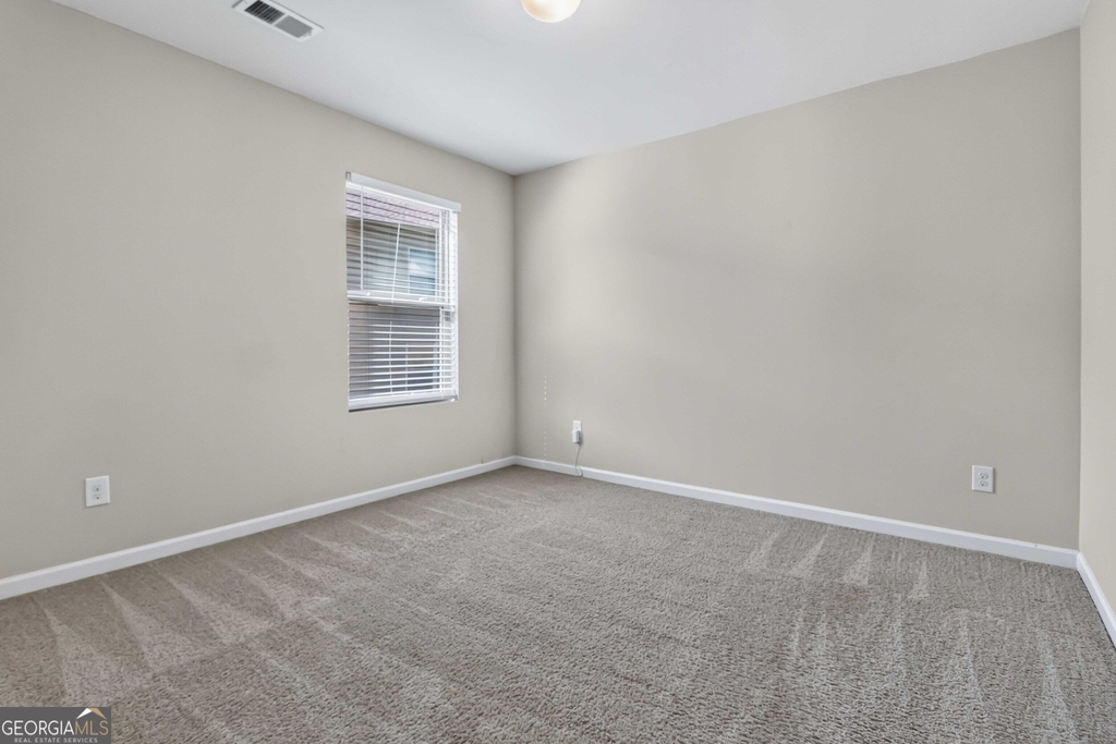 3744 Hampshire Walk Sw - Photo 18
