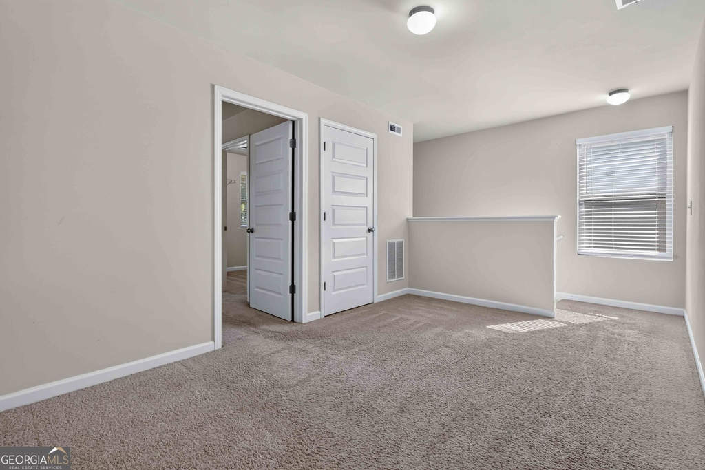 3744 Hampshire Walk Sw - Photo 17