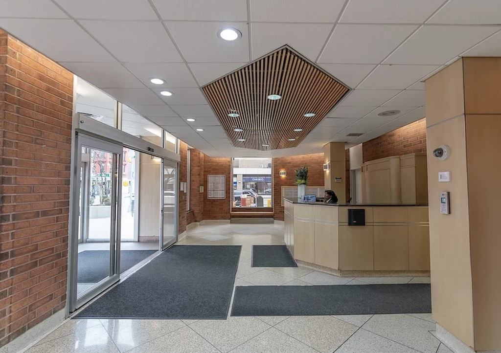 Second Avenue (27th Street) - Photo 3
