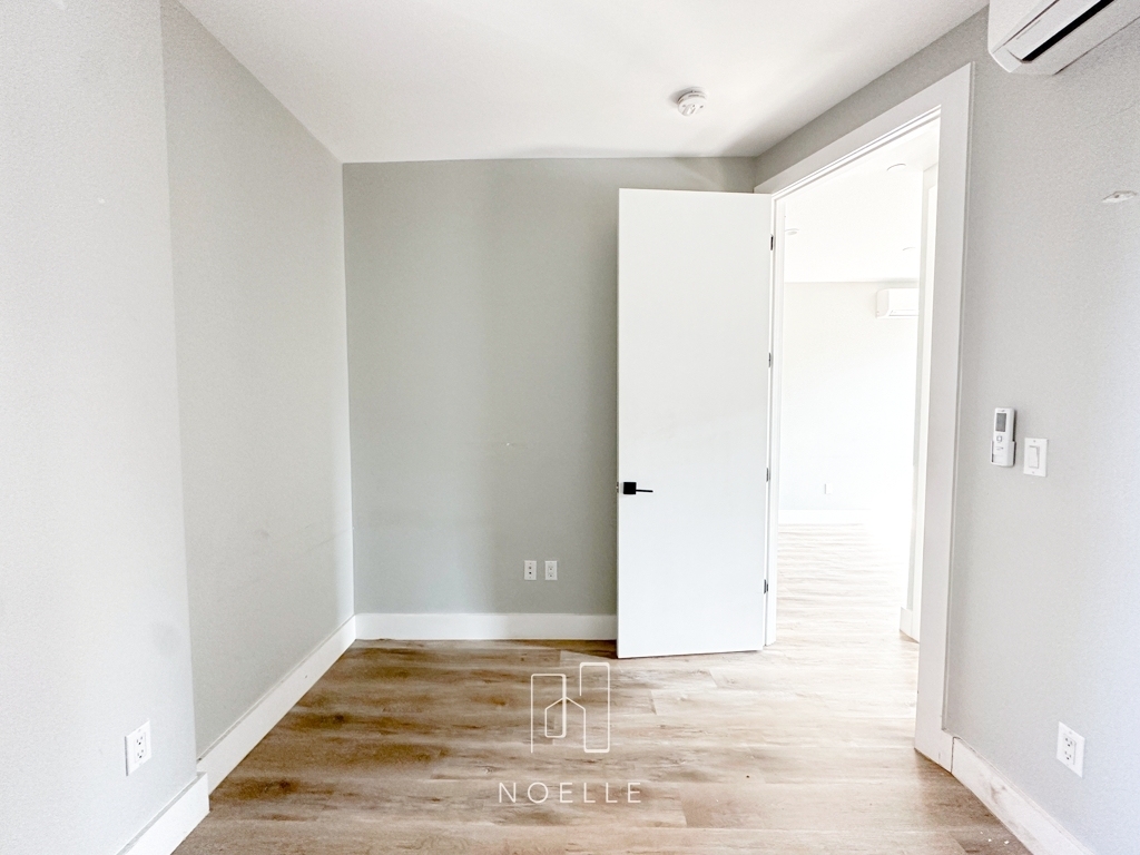 1369 St Johns Place - Photo 7