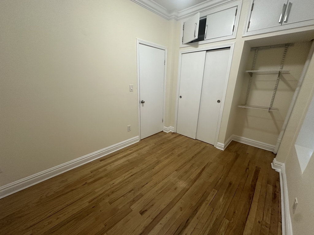 East 58th St and 1st Ave - Photo 5