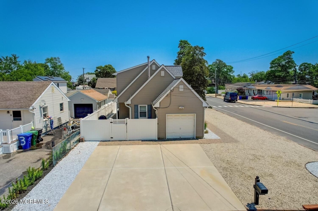 1 Pine Crest Drive - Photo 4