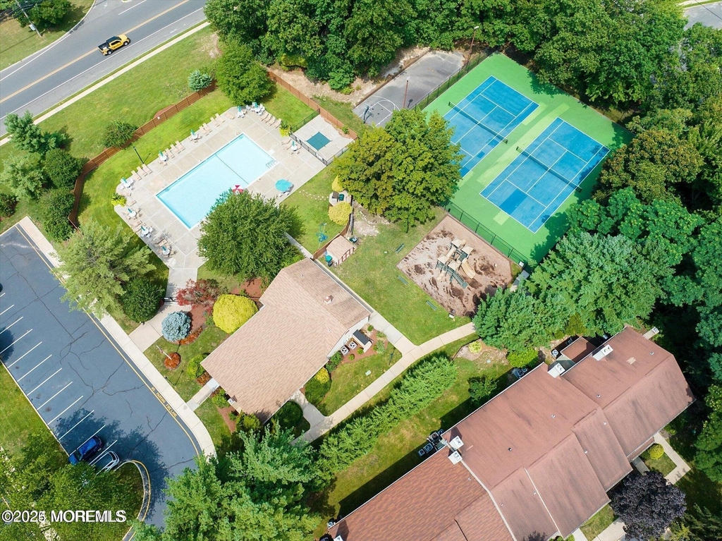 80 Bradford Court - Photo 6