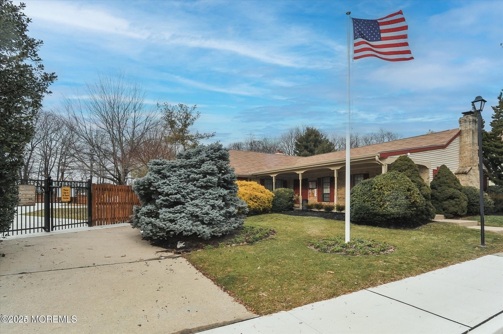 80 Bradford Court - Photo 13