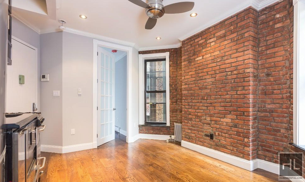 West 103 Street - Photo 1