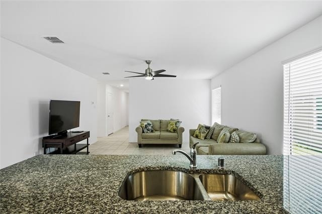 9609 Lightfoot Road - Photo 6