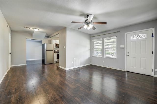 802 E Dallas Street - Photo 6